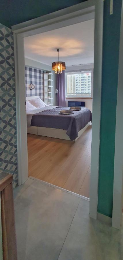 Holiday Home Slavia New 408 Z Sypialnia I Balkonem Przy Plazy ミエンジズドロイェ エクステリア 写真