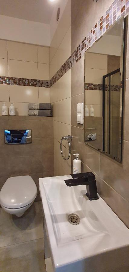Holiday Home Slavia New 408 Z Sypialnia I Balkonem Przy Plazy ミエンジズドロイェ エクステリア 写真
